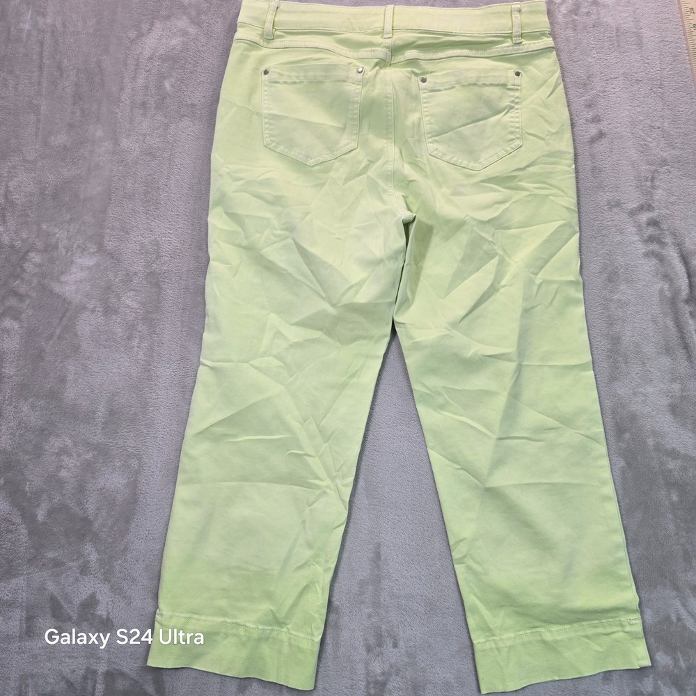 Tribal Kick Flare Capri Pants Womens 12 Green Relaxed Fit 1647A-2020W